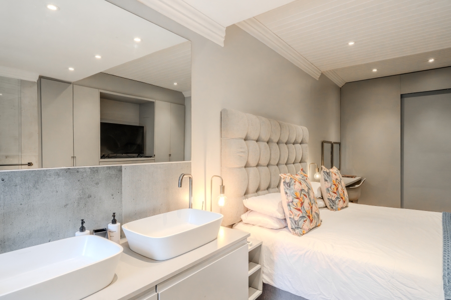 3 Bedroom Property for Sale in Camps Bay Western Cape